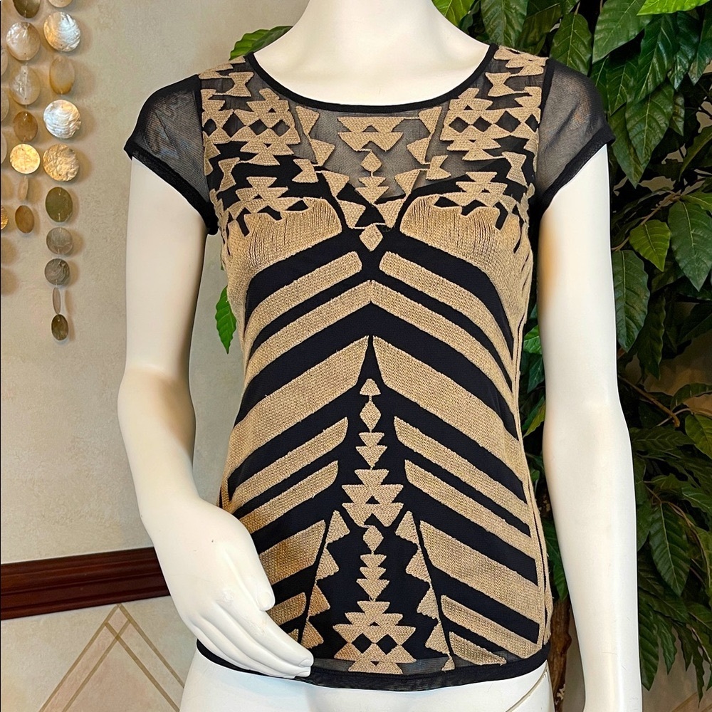 INC AZTEC DESIGN MESH DETAIL TOP